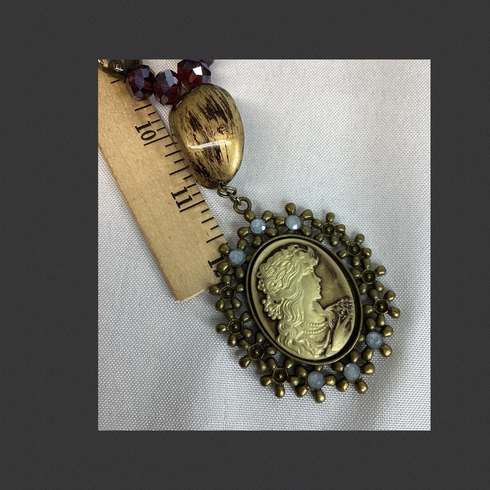 Beautiful cameo lady necklace.